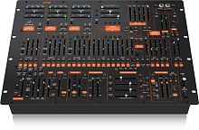 BEHRINGER 2600